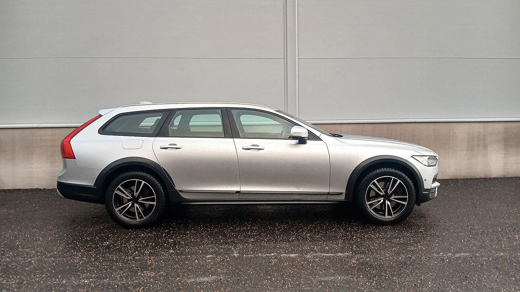 Volvo V90 2017