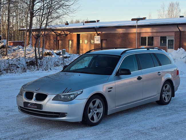 BMW 5 Series 520 2009