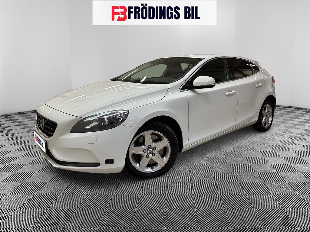 Volvo V40 2014