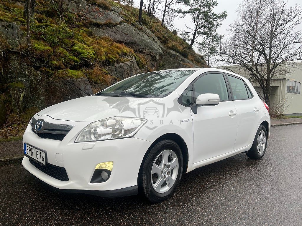Toyota Auris 2011