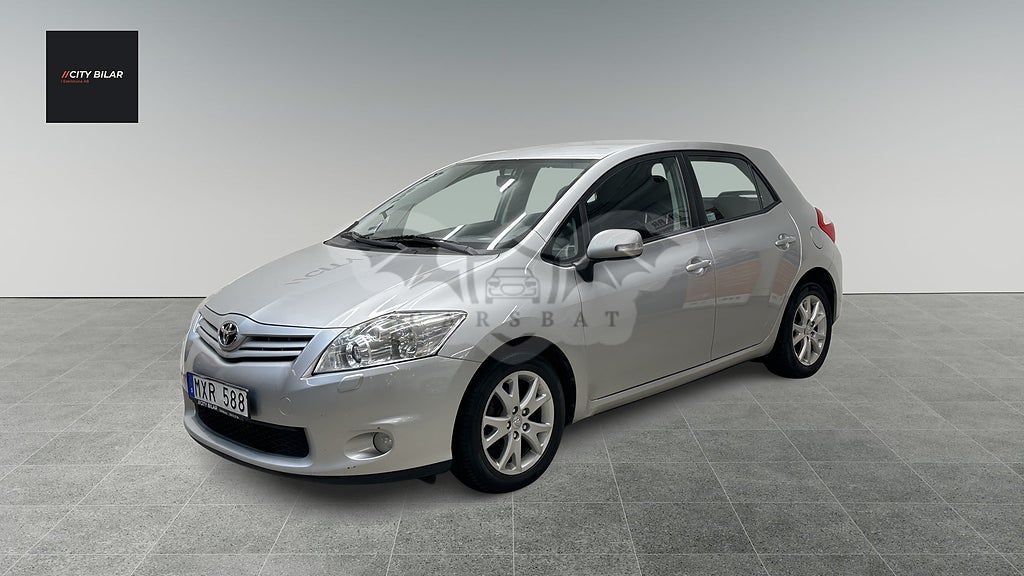 Toyota Auris 2012