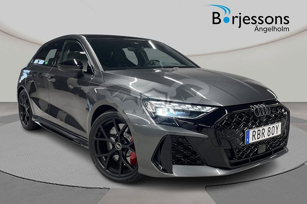 Audi RS3 2024