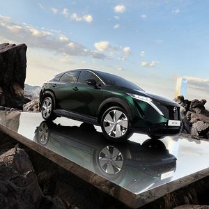 Nissan ARIYA 2025