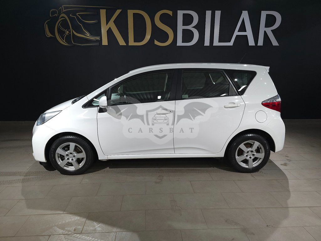 Toyota Verso-S 2013