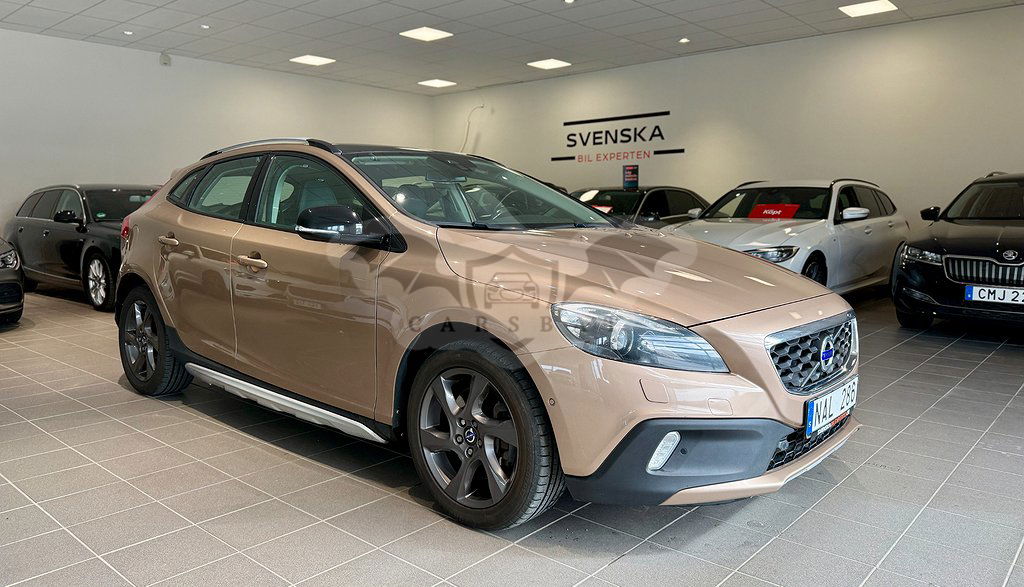 Volvo V40 2013