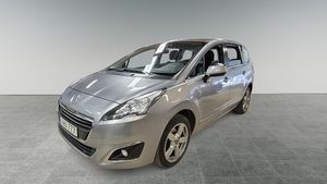 Peugeot 5008 2015