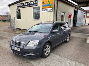 Toyota Avensis 2003