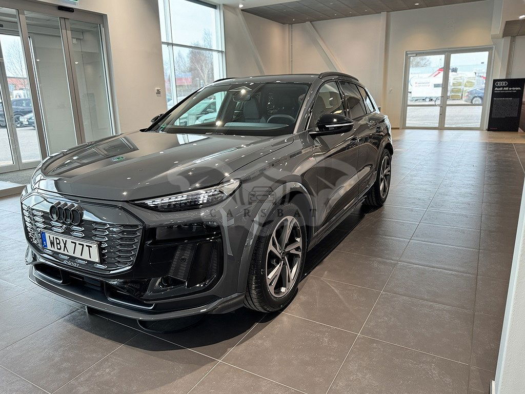 Audi Q6 e-tron 2025