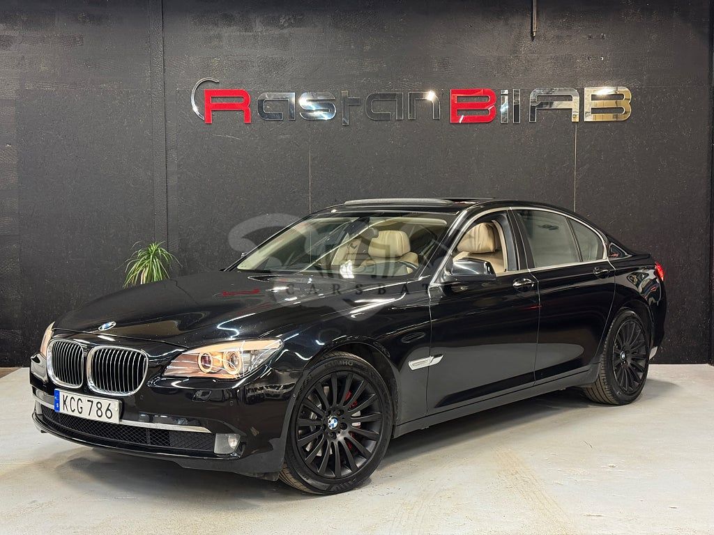 BMW 7 Series 730 2010