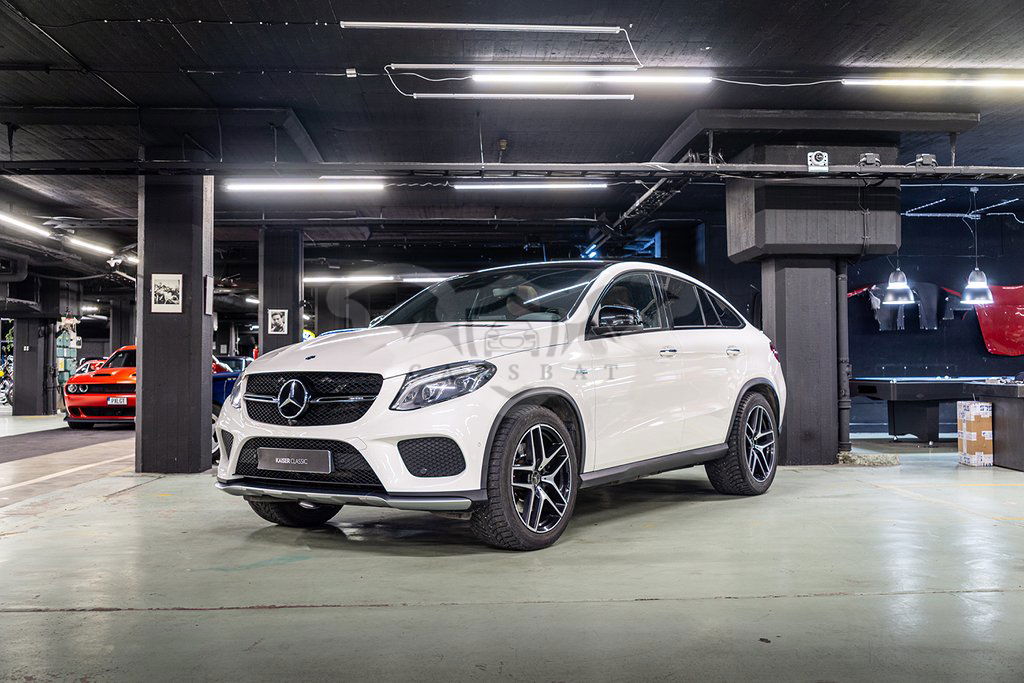 Mercedes-Benz GLE 2016