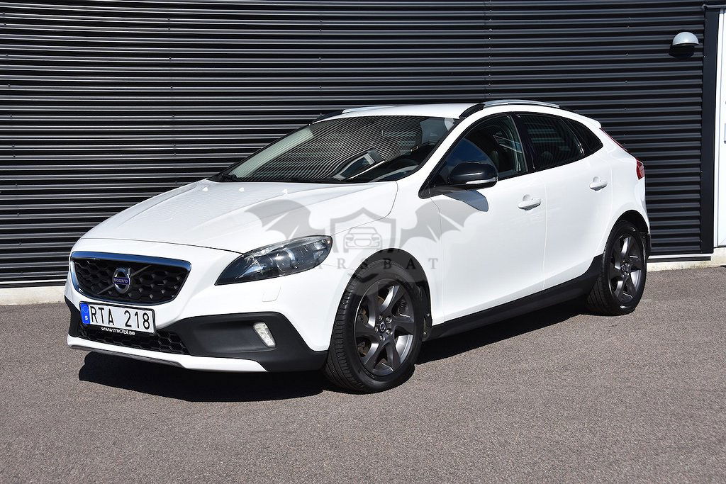 Volvo V40 2013