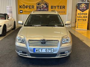 Toyota Avensis 2004