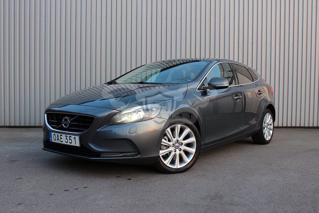 Volvo V40 2013