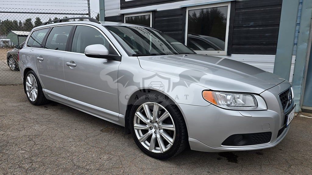 Volvo V70 2013