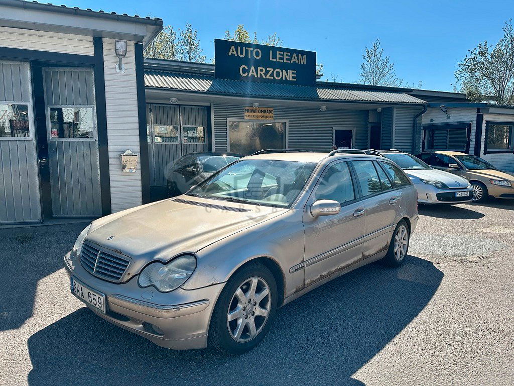 Mercedes-Benz C 2002