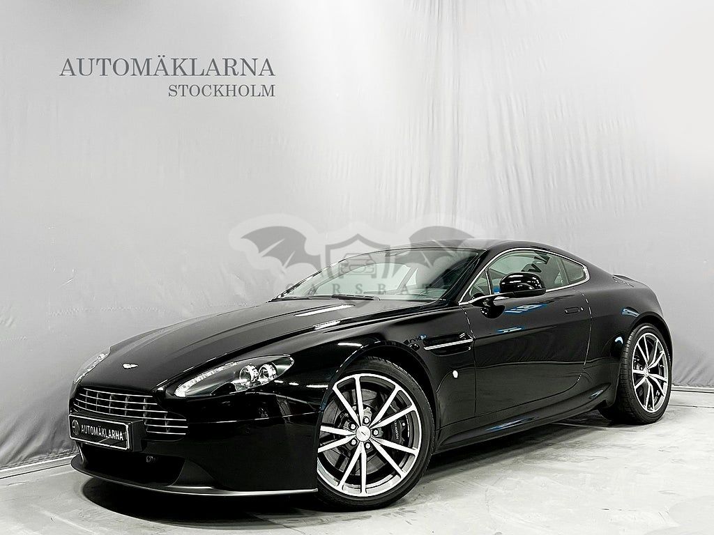 Aston Martin Vantage 2016