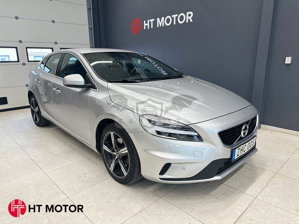 Volvo V40 2019