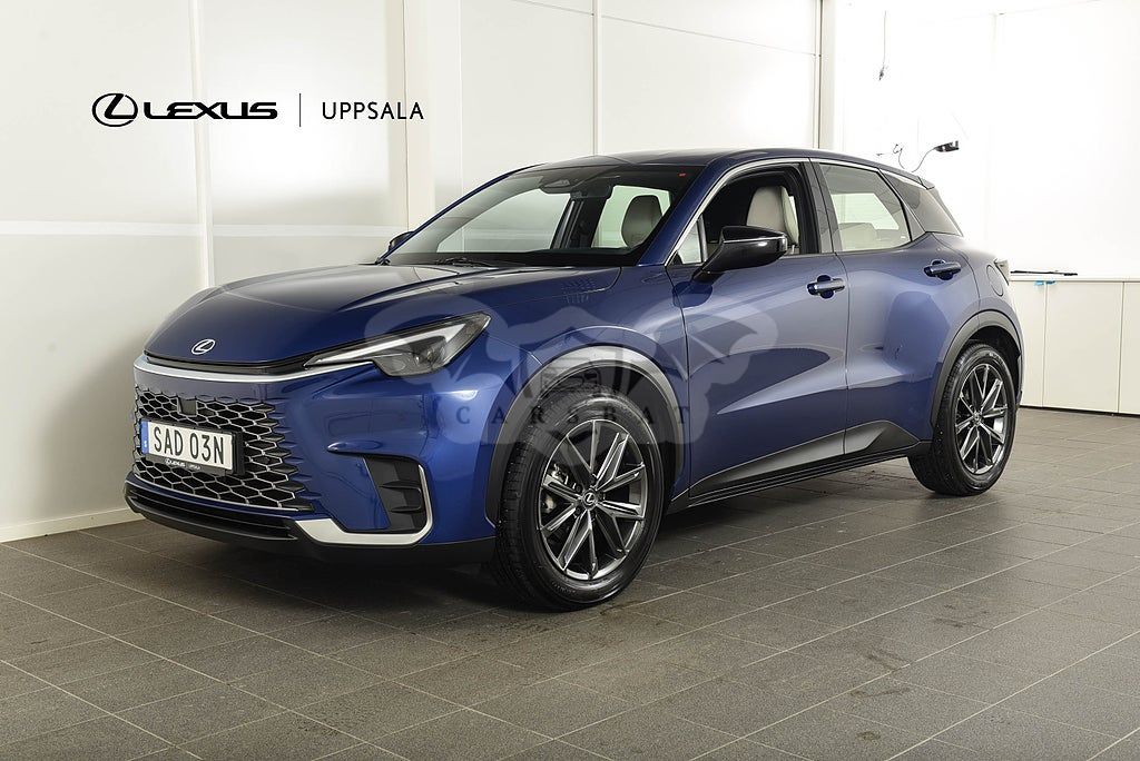 Lexus LBX 2024