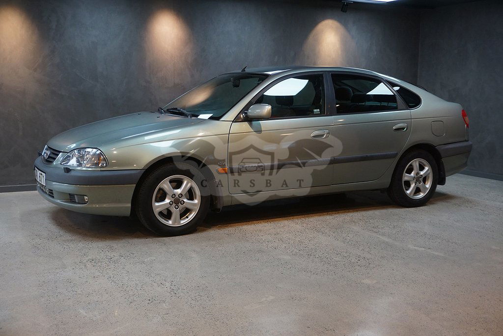 Toyota Avensis 2001