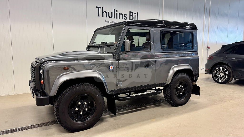 Land Rover Defender 2014