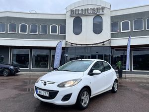 Mazda 2 2011