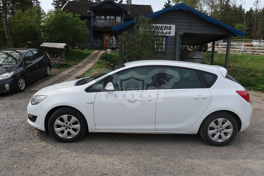 Opel Astra 2015