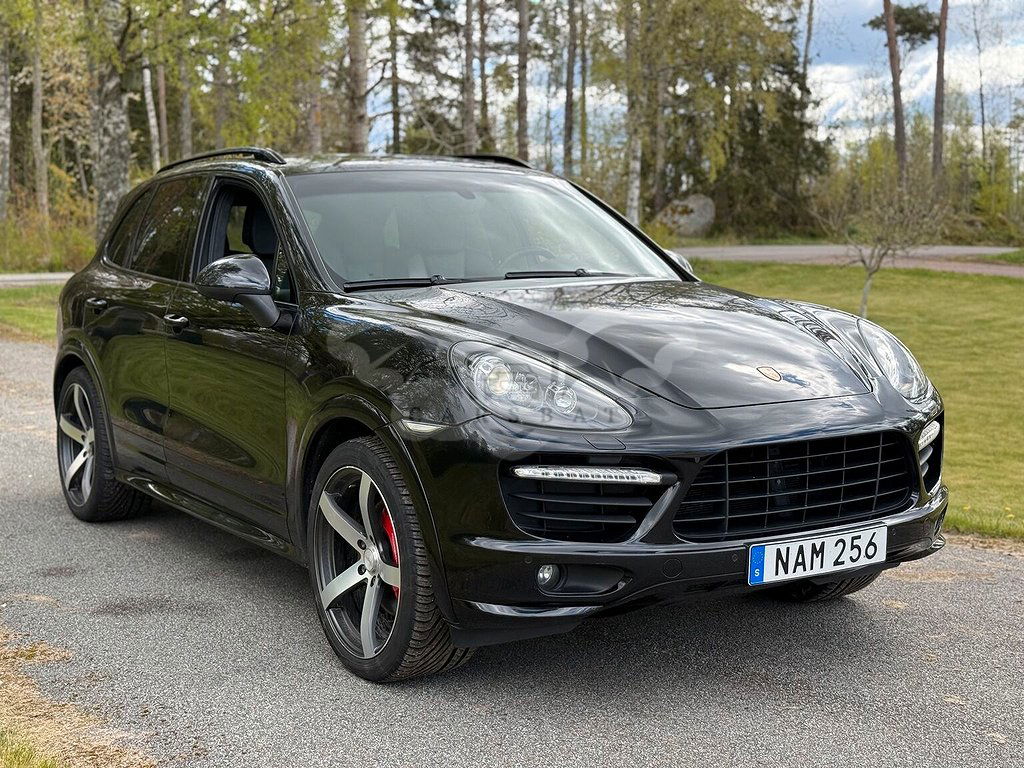 Porsche Cayenne 2012