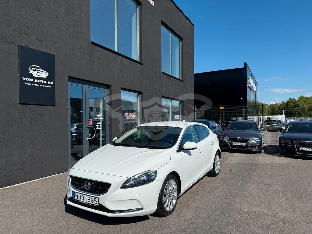 Volvo V40 2013