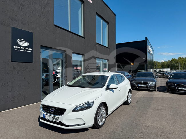 Volvo V40 2013