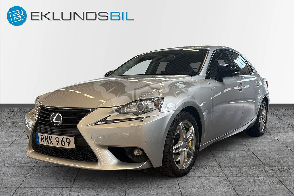 Lexus IS 2015