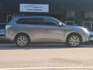 Mitsubishi Outlander 2014