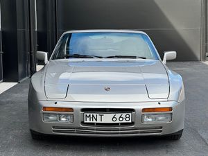 Porsche 944 1986