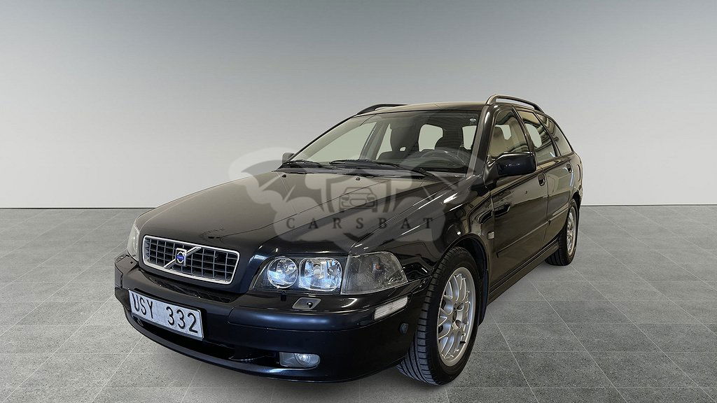 Volvo V40 2004