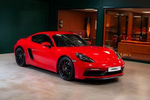 Porsche Cayman 2020