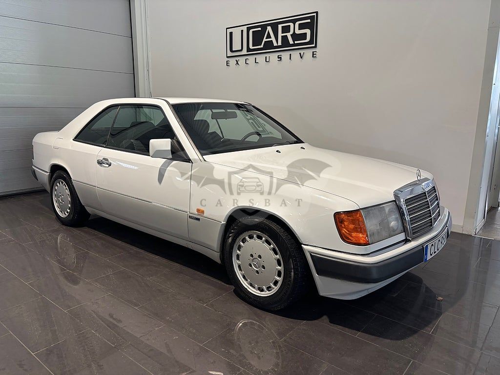 Mercedes-Benz 300 1992