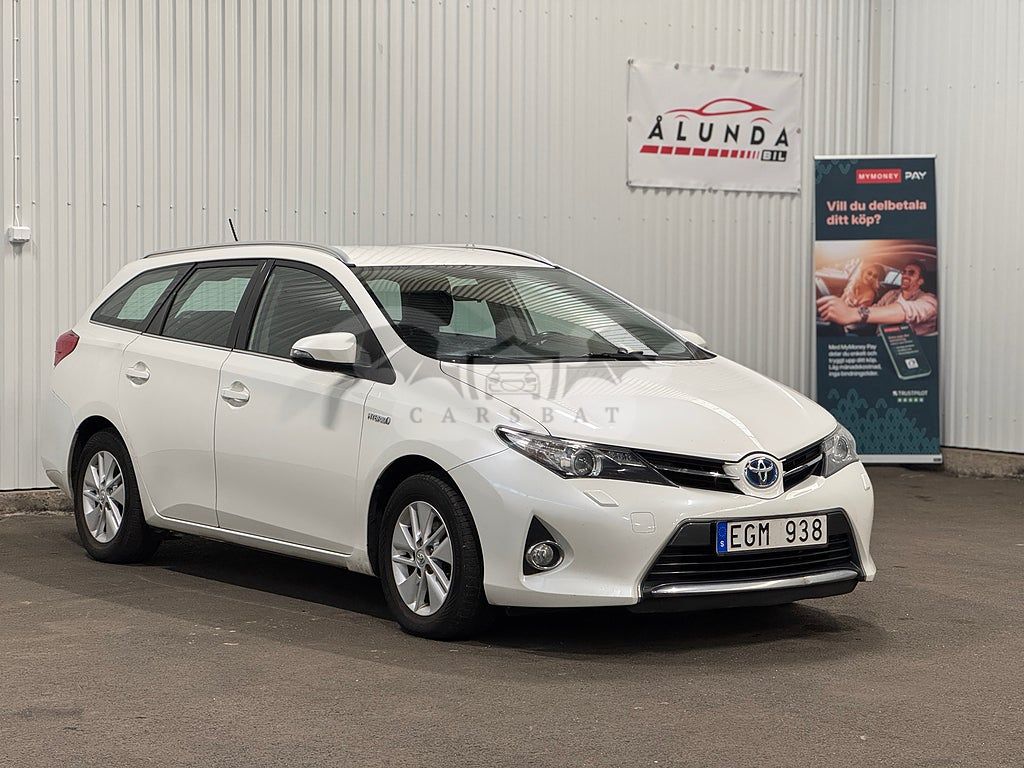 Toyota Auris 2013