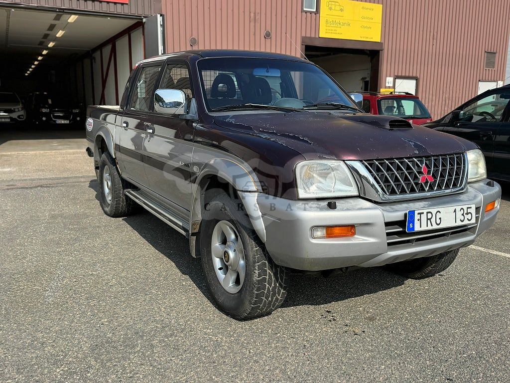 Mitsubishi L200 2003