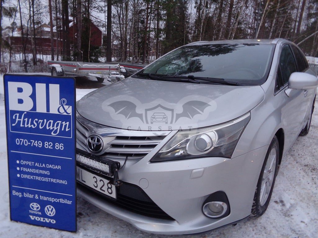 Toyota Avensis 2012