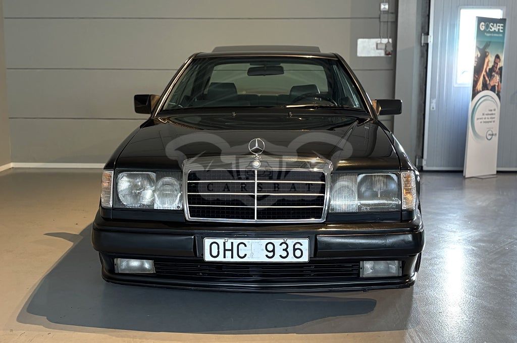 Mercedes-Benz 300 1990