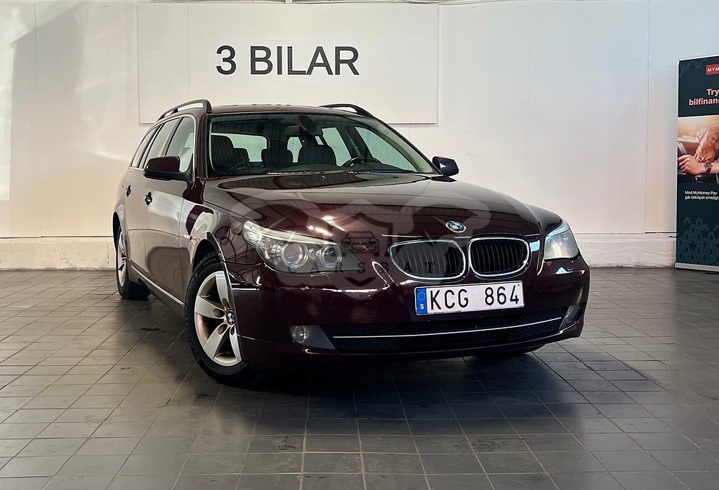 BMW 5 Series 520 2010