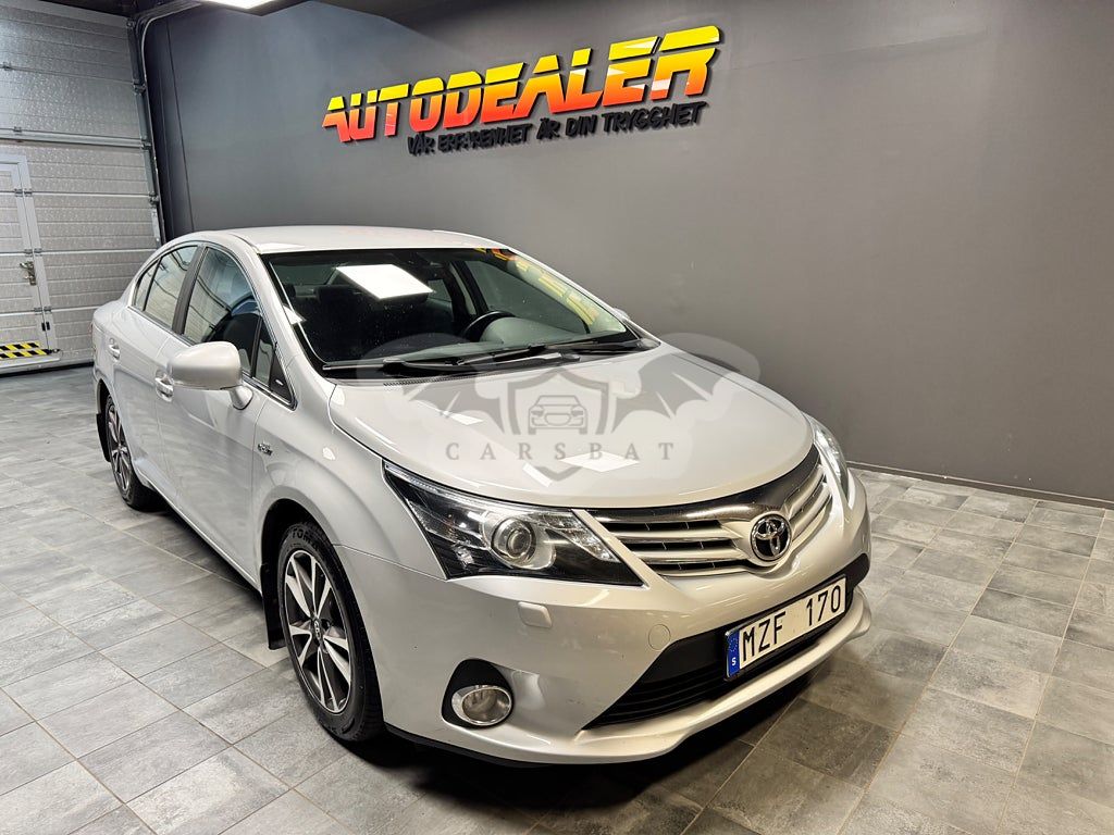 Toyota Avensis 2012