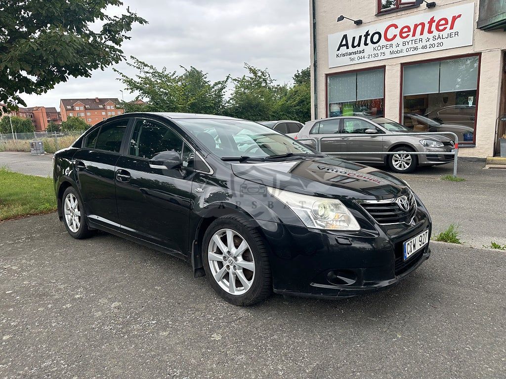 Toyota Avensis 2010