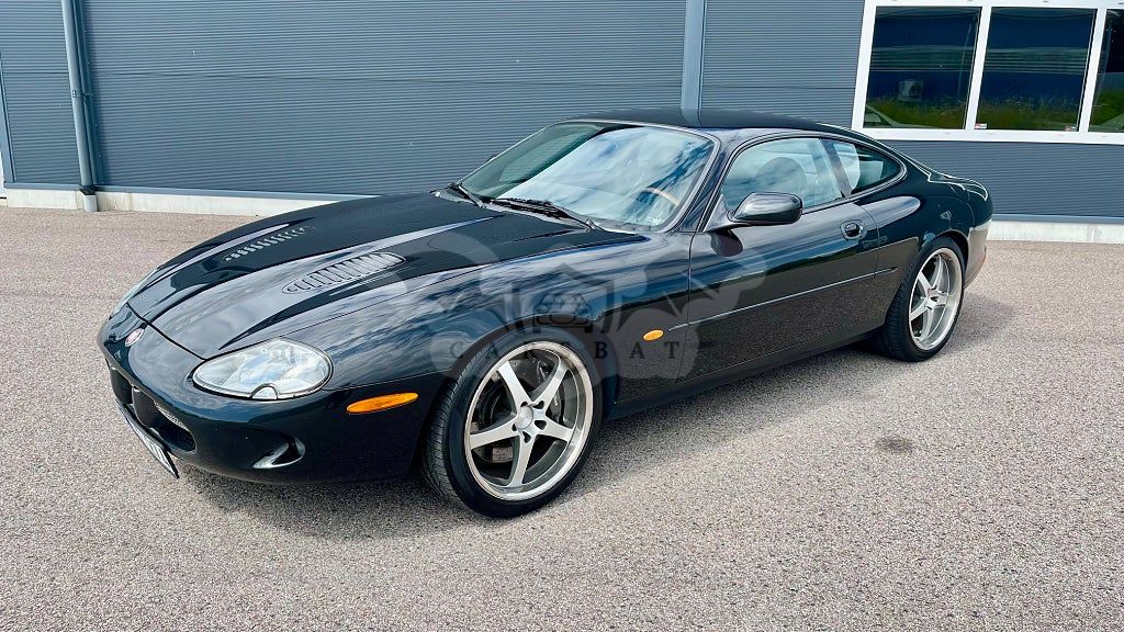 Jaguar XK 2000