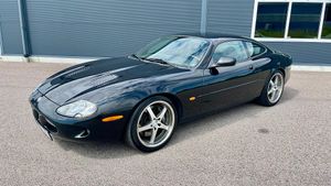 Jaguar XK 2000