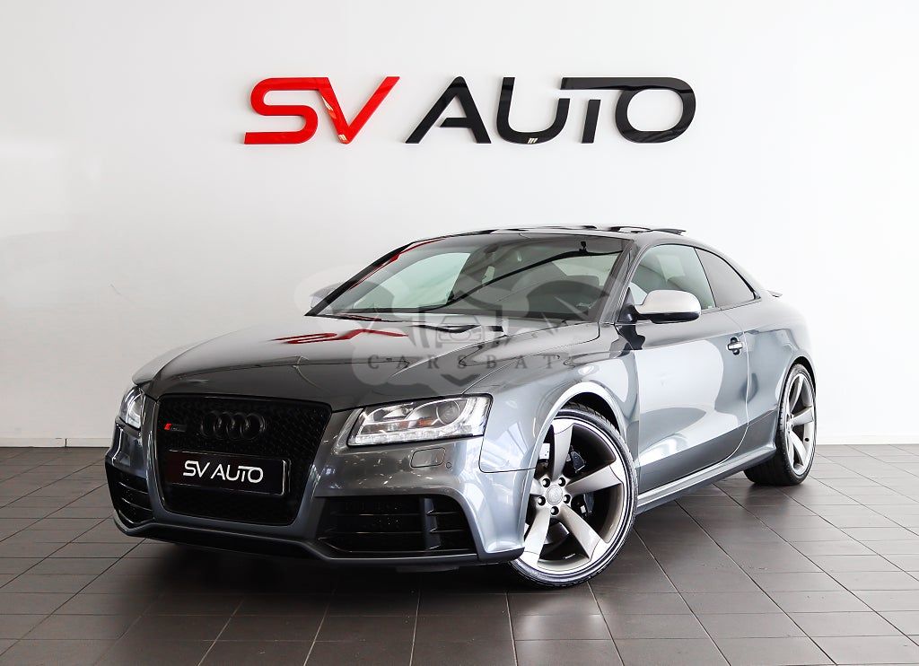 Audi RS5 2011