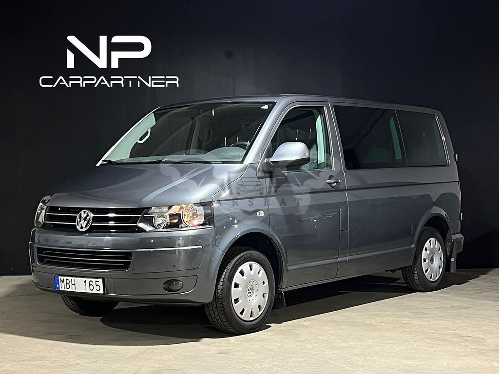 Volkswagen Caravelle 2013
