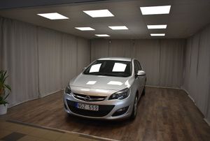 Opel Astra 2013