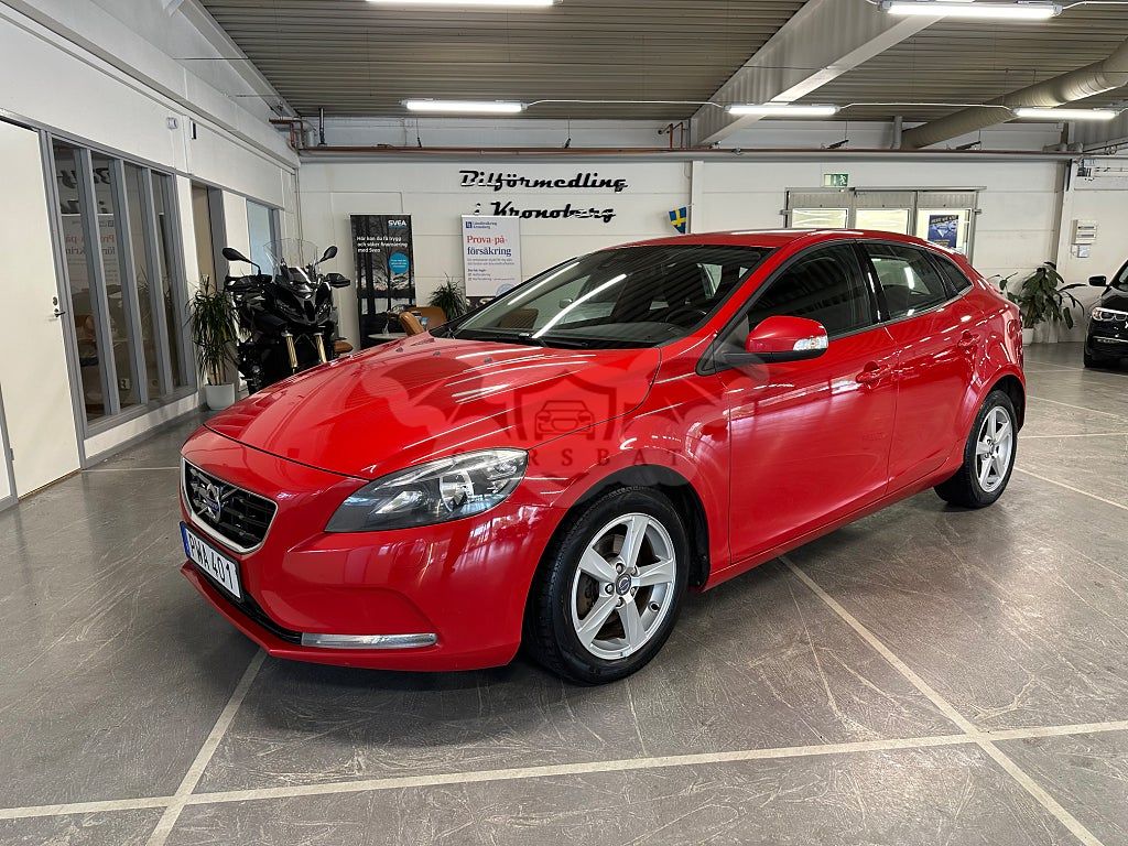 Volvo V40 2015