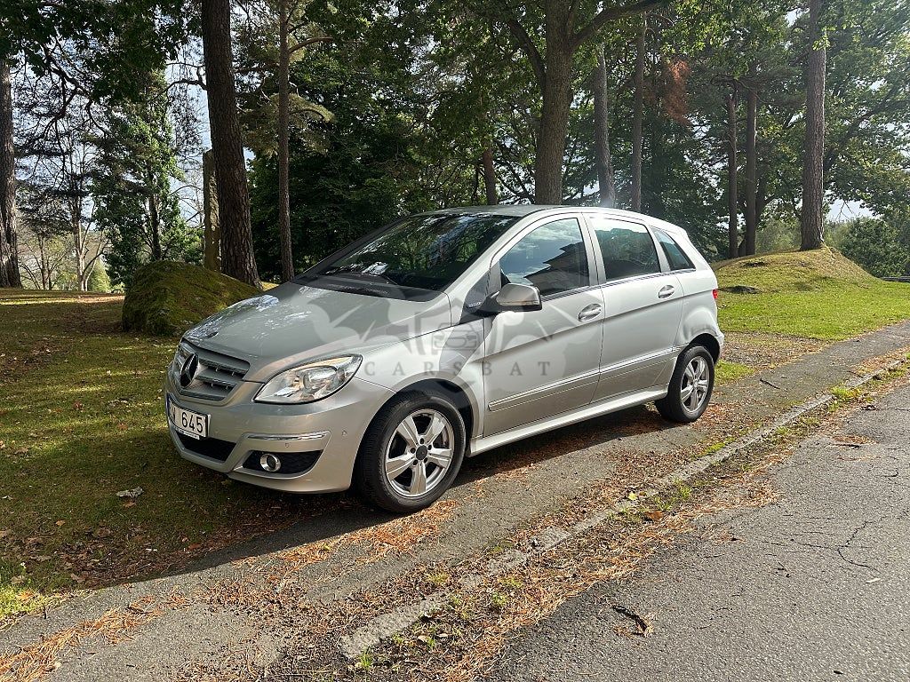 Mercedes-Benz B 2010
