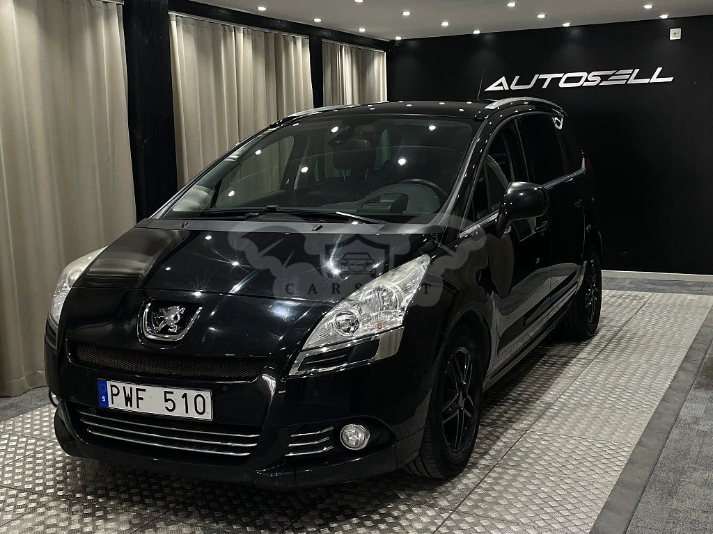 Peugeot 5008 2012